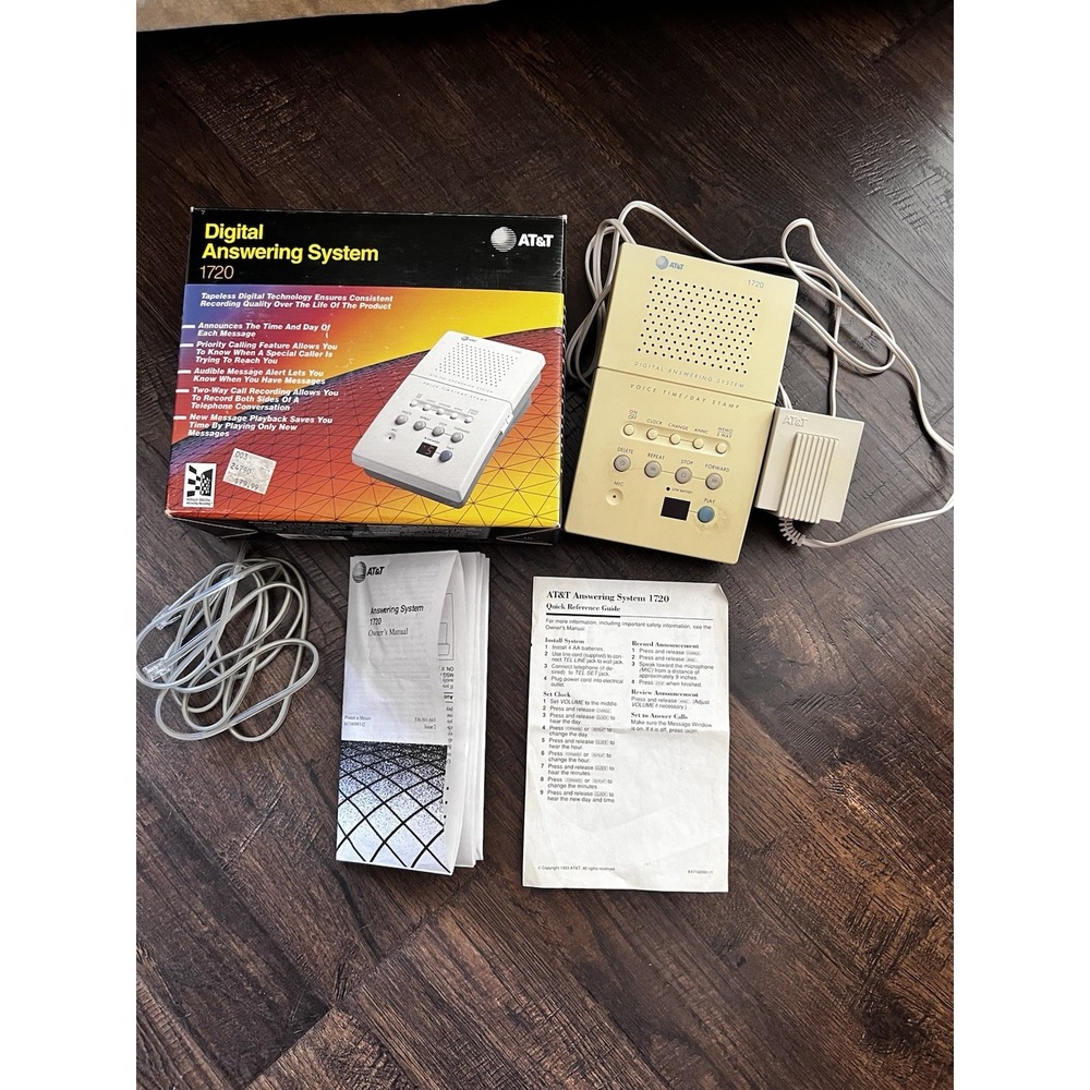 Genuine AT&T 1720 Tapeless Digital Answering System Box Included VTG 1993